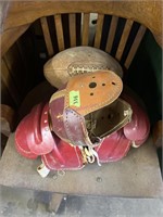 Antique Leather Franklin Helmet, shoulder pads