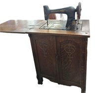 Antique FREE Sewing Machine Rockford, Illinois