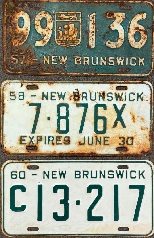 1950'S AND 1960'S NEW BRUNSWICK LICENSE PLATES