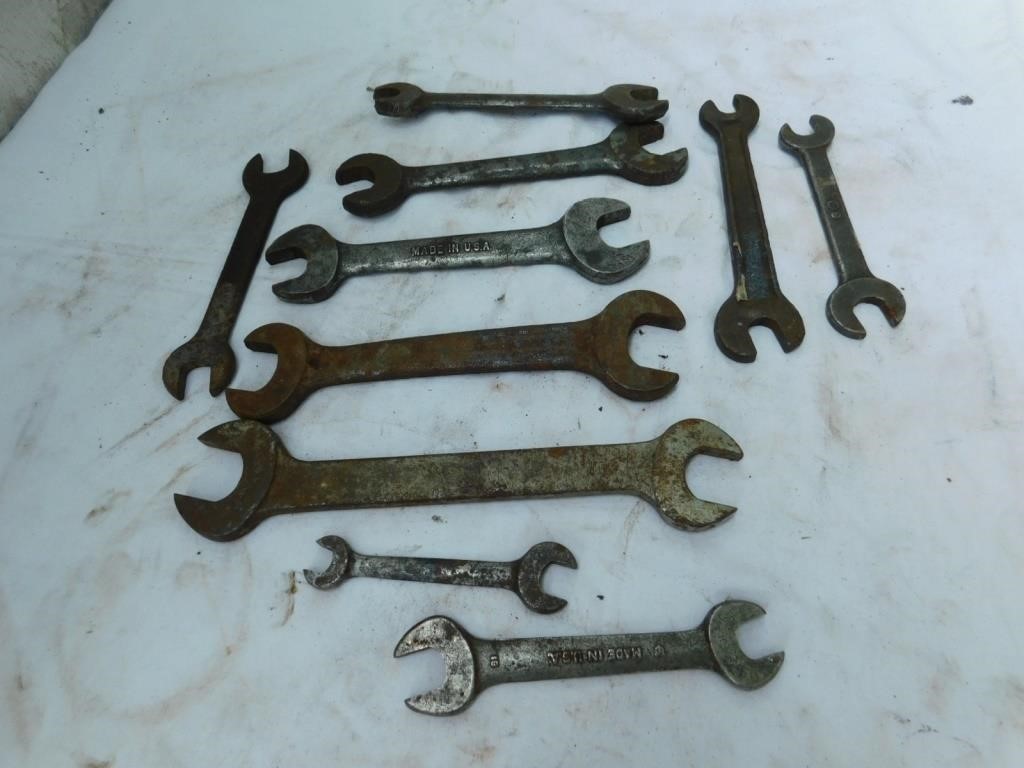 10 vintage wrenches