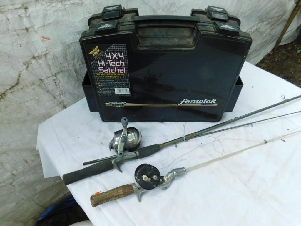 Fishing tackle box & 2 fishing poles.