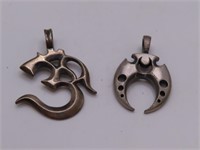 (2) Australia Modern 1.5" Pendants marked