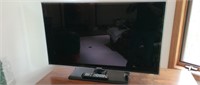 Samsung 40 inch flat screen TV with remote,