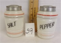 pr. vintage salt/peppers