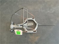 Metal mole trap