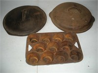 2 cast Iron Dutch Ovens Lids & Biscuit Pans 1 Lot