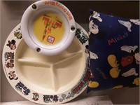 MICKEY MOUSE DISNEYLAND ASHTRAY PLATE AND PILLOW