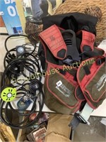 2 buoyancy devices with and 2 regulators with