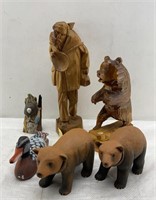 14in - carved wooden figures
