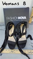 Woman's Size 8 Fashion Nova Heels Black