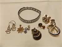 Mixed lot of earrings pendants bracelet and more!