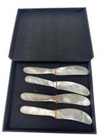 Set Of 4 Mother Of Pearl Caviar Knives