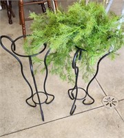 2 Plant stands & artificial Fern