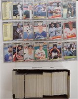1989 Fleer Baseball Cards - Approx. 485