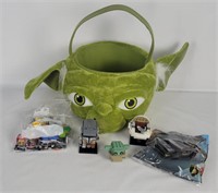 Yoda Plush Candy Bassket W/ Brickheadz