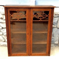 Tiger Oak Curio Cabinet Top