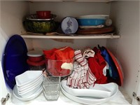 Assorted Kitchen Items