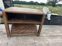 OCCASION TABLE WITH MAGAZINE RACK &