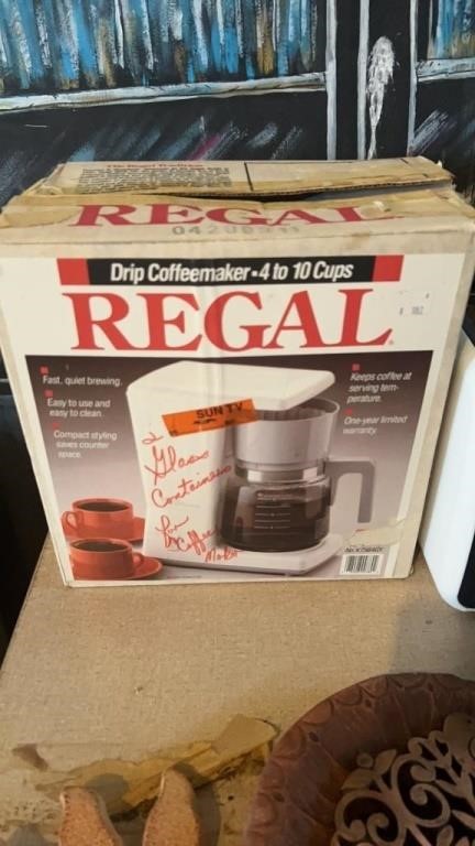 Regal Drip coffee maker / 2 slice black toaster /