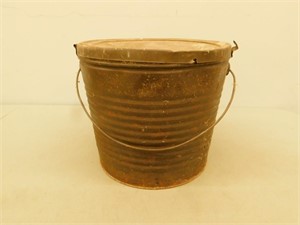 Vintage metal bucket - 10 inches tall