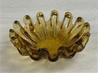 Amber 14 Finger Stretch Pulled Edge Ashtray 5