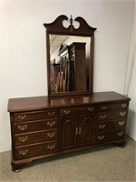 Ethan Allen mahogany dresser with mirror