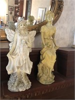 Pair of statues