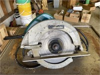 Makita electric circular saw model 5007F blade