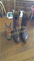 Boot Horn, Leather Cowboy Boots 9 1/2D Tony Lama