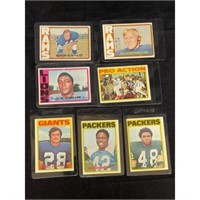 (25) 1972 Topps Football Cards