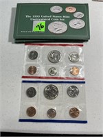 (4) 1993 Uncirculated Mint Sets