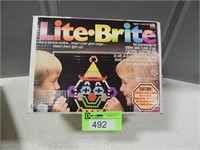 Lite Brite toy; buyer  confirm completeness