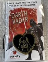 NIP Darth Vader Enamel Pin Heart