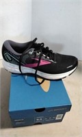 Brooks "Ghost 14" Women's Shoes-Size 8.5