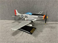 p-51D Mustang Airplane Model