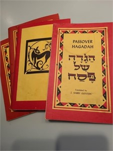 Jewish Booklets. Living room