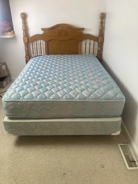 Solid Wood Queen Bed with Mattress and Box Springs