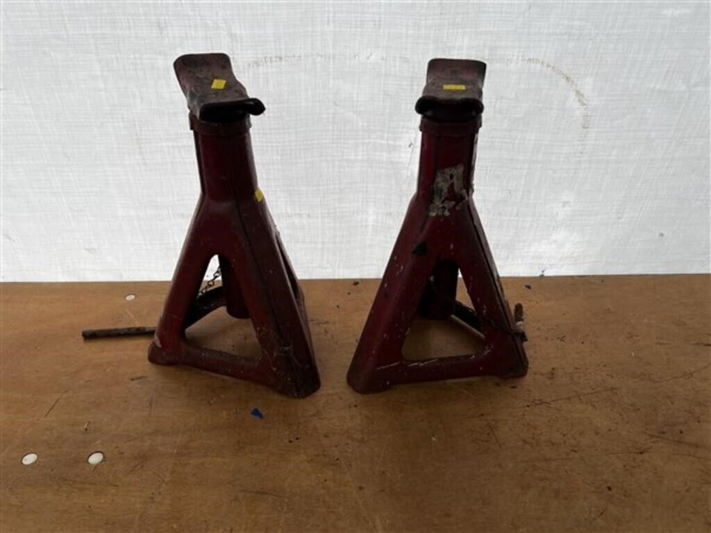 (2) Adjustable Jack Stands