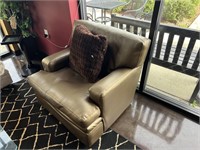 TAN CLUB CHAIR