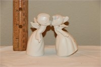 Pair of Kissing Angels