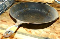 Lodge 10SK Cast Iron 12" Skillet