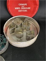 Vtg Candy/mint/pastry Cutters