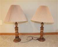 WOODEN TABLE LAMPS