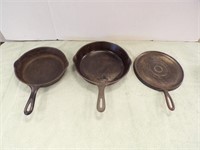 (2) WAGNERWARE CAST IRON SKILLETS AND...