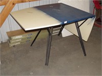 Drop Leaf Table - has been spraypainted - Fully