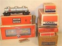 O Lionel Freight and Track Lot