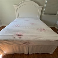 Queen Bed