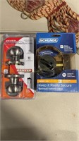 SCHLAGE DOOR KNOB AND LOCK