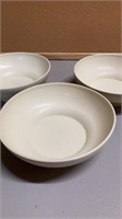 LOT OF 3 TUPPERWARE BOWLS