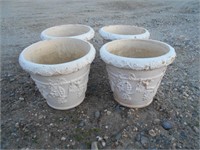 4 LARGE PLANTERS